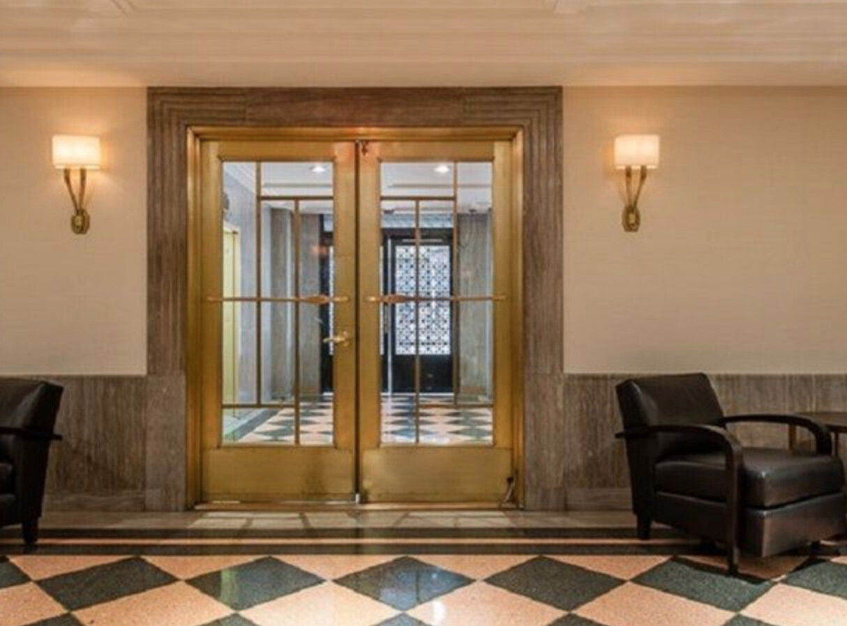 433 W 34TH Street 9C