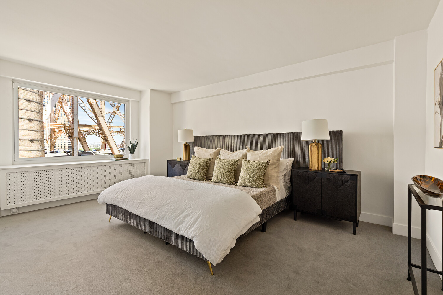35 SUTTON Place 14D