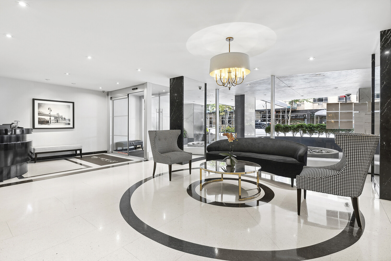 35 SUTTON Place 14D