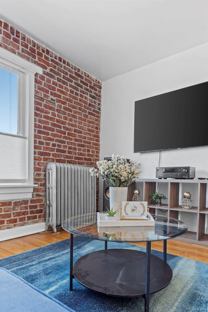 1416 N Downing Street Unit: 6