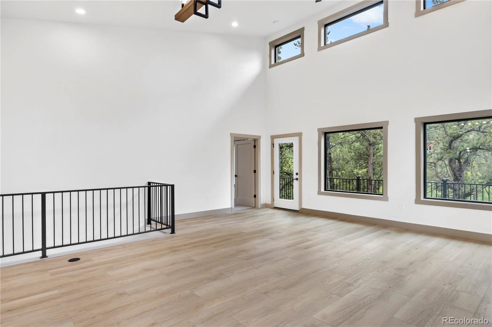 586 N Dory Lakes Drive