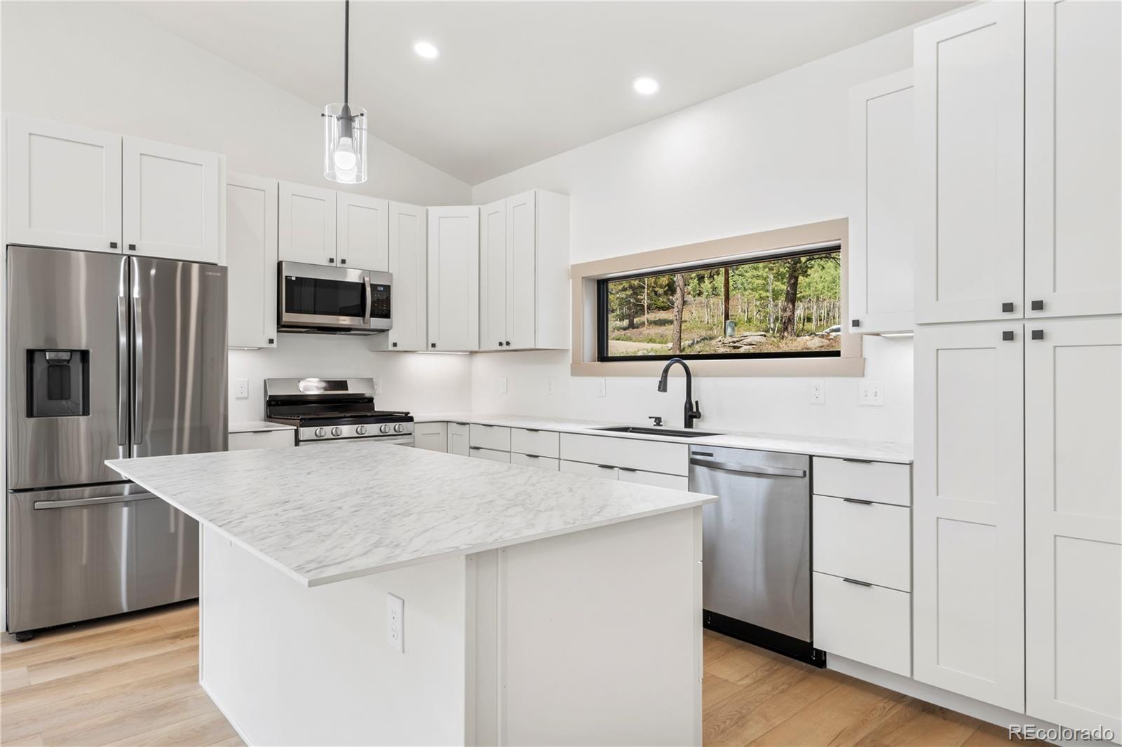 586 N Dory Lakes Drive