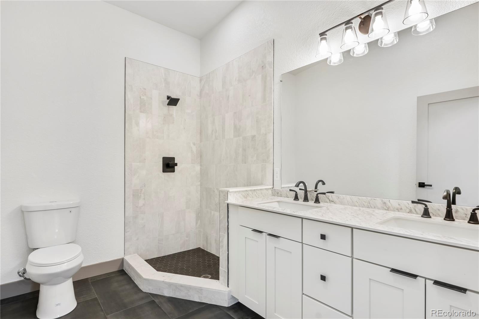 586 N Dory Lakes Drive