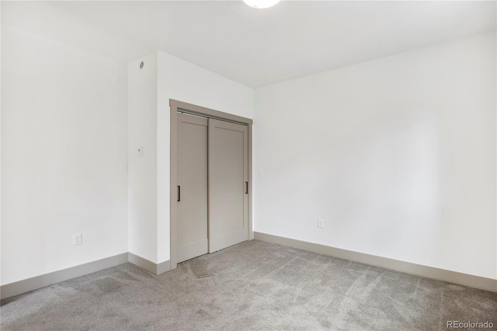 586 N Dory Lakes Drive