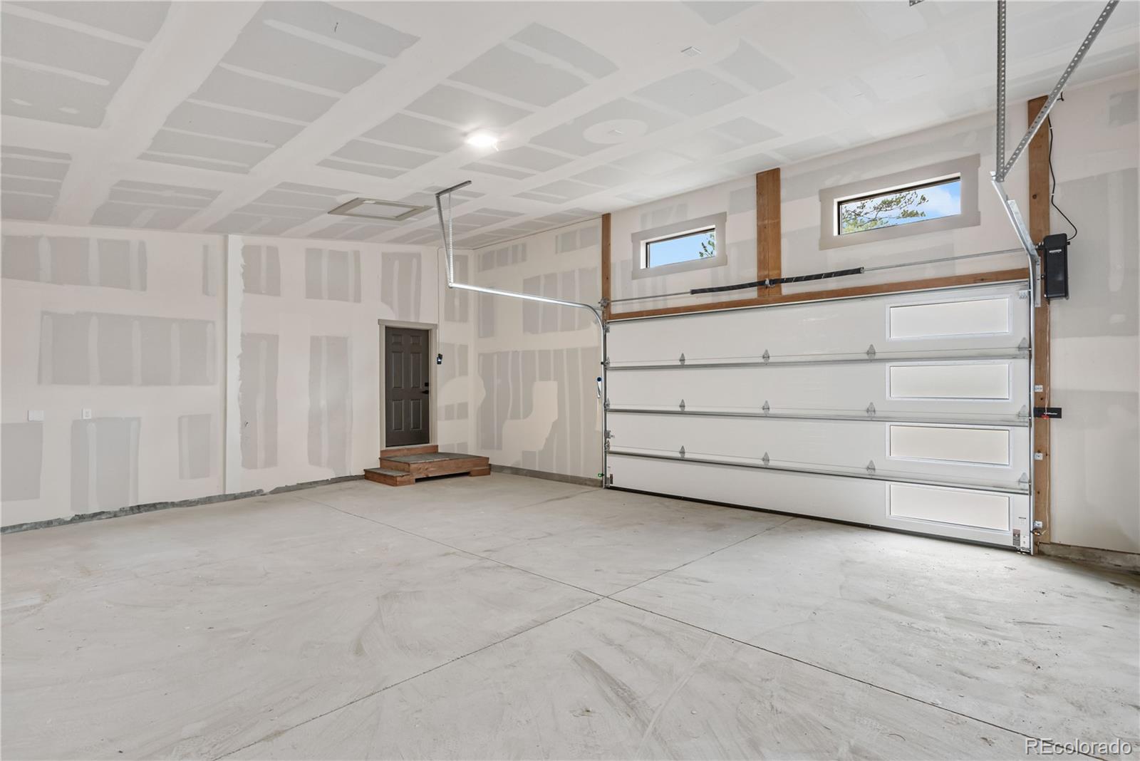 586 N Dory Lakes Drive