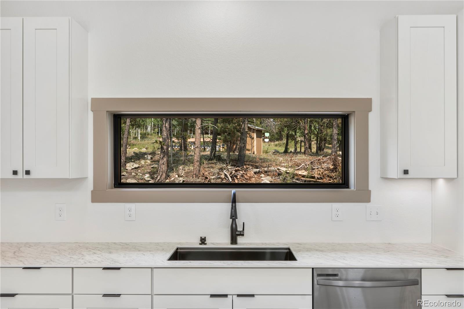 586 N Dory Lakes Drive