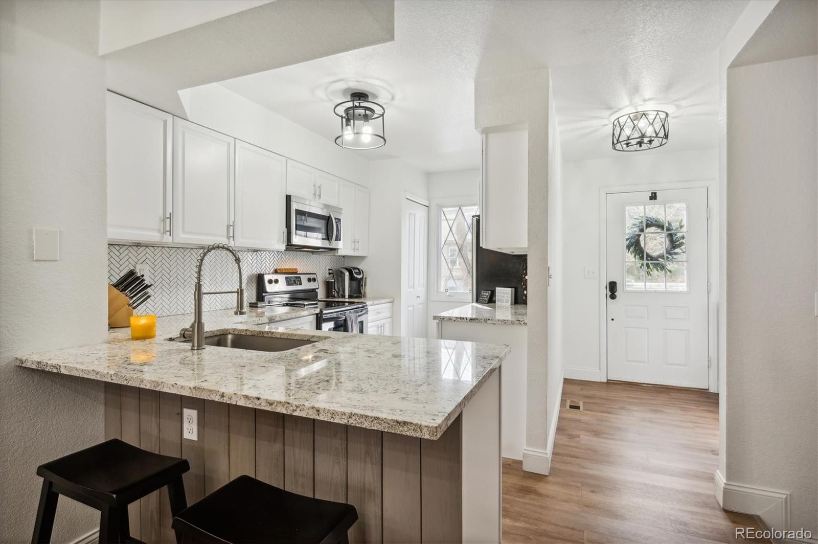 8081 S Columbine Court