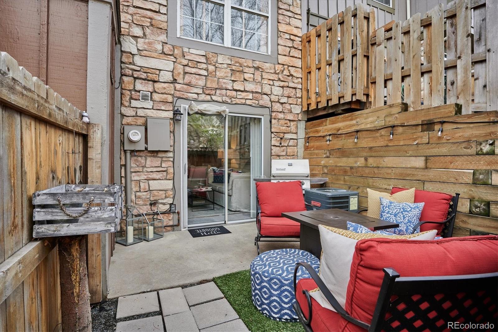 8081 S Columbine Court