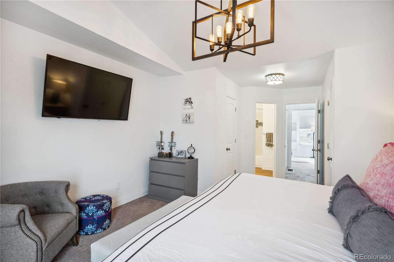 8081 S Columbine Court