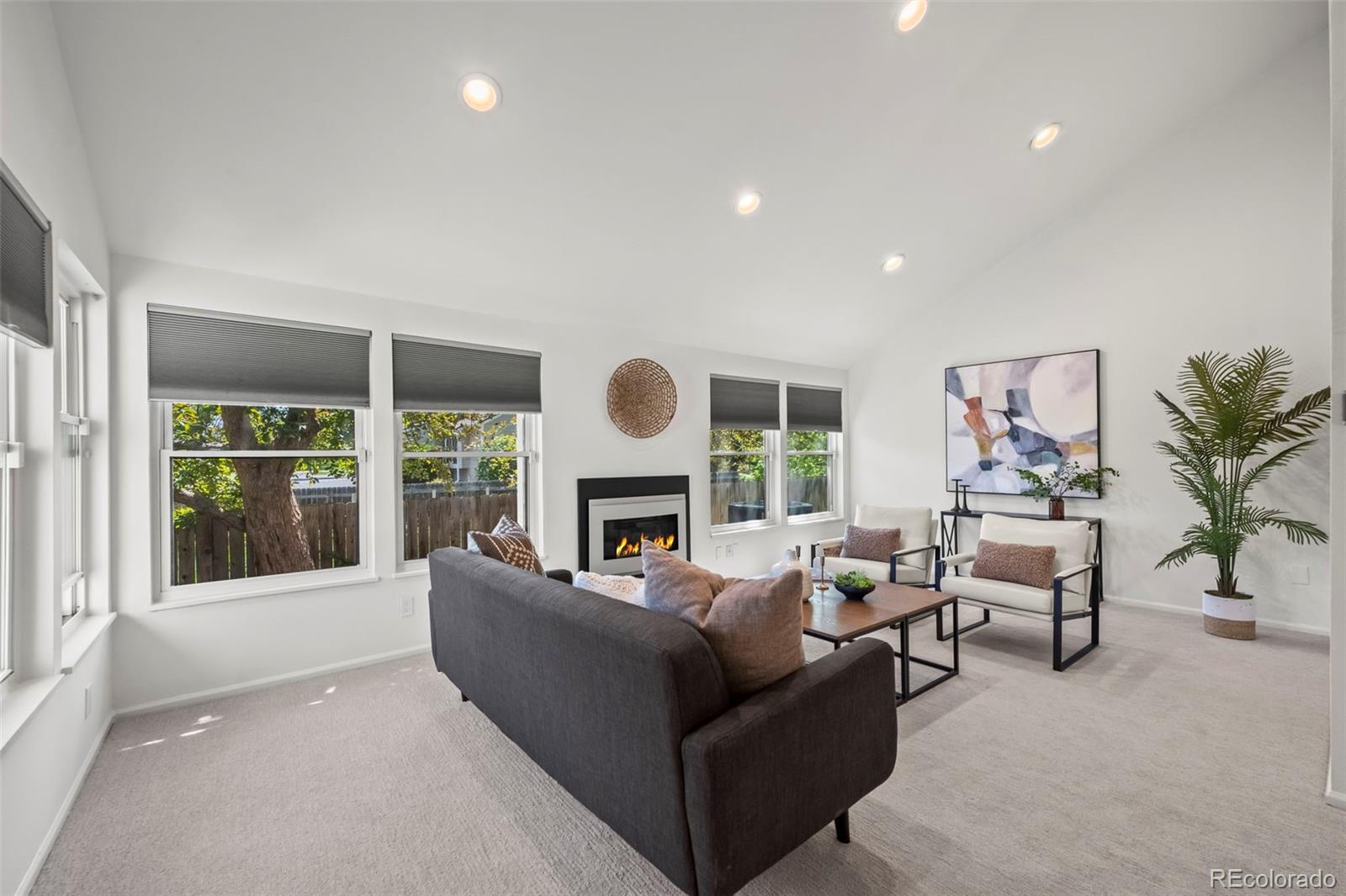 1011 Pierce Street Unit: 11