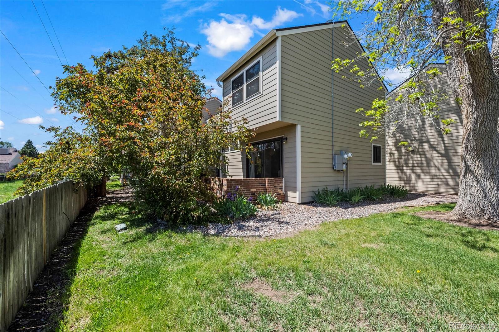 1011 Pierce Street Unit: 11