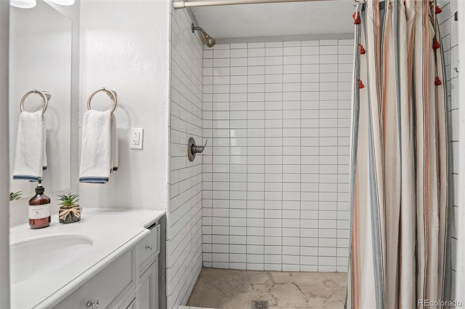 14774 E Crestridge Drive