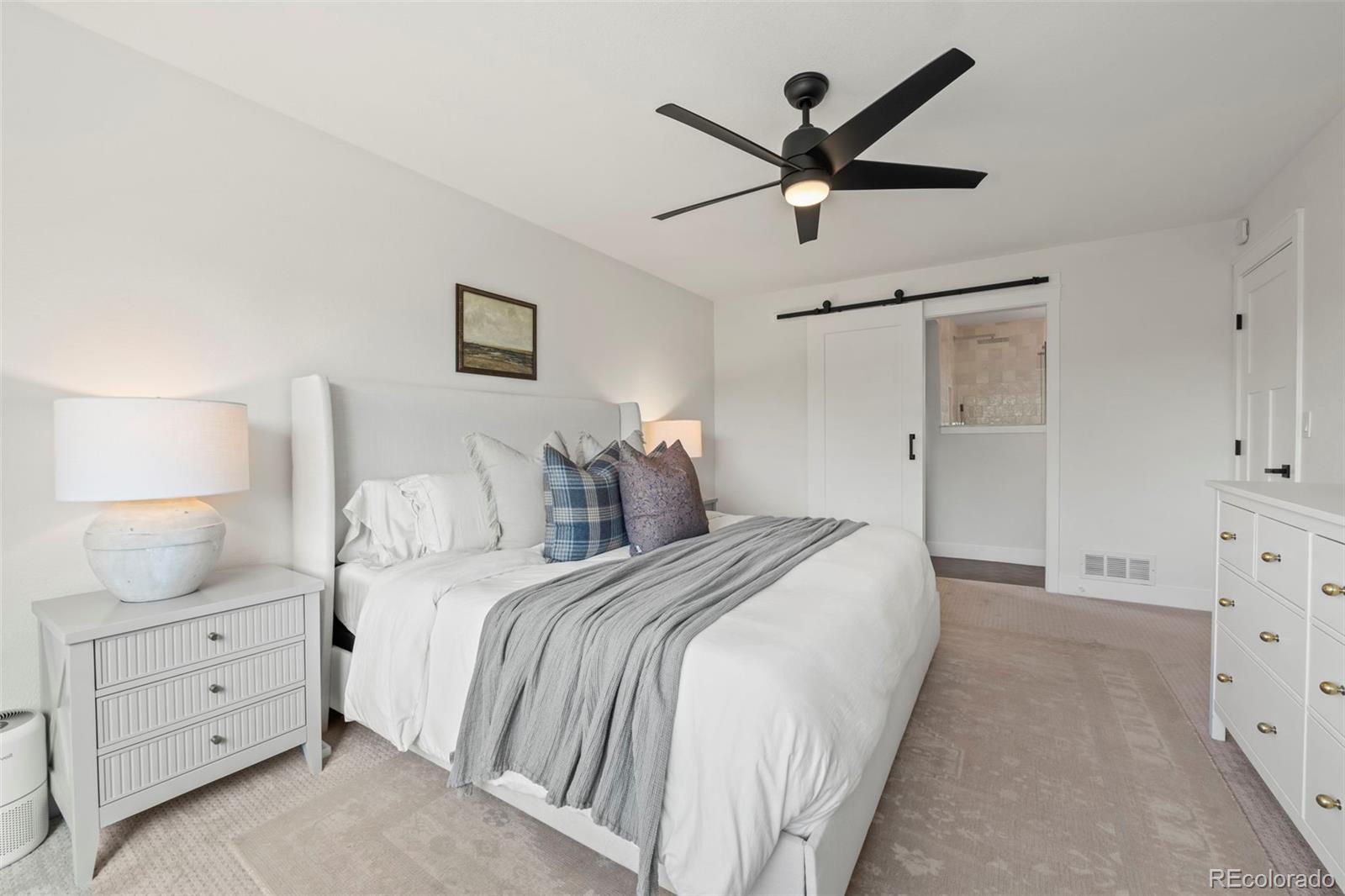 1201 Stonehaven Avenue