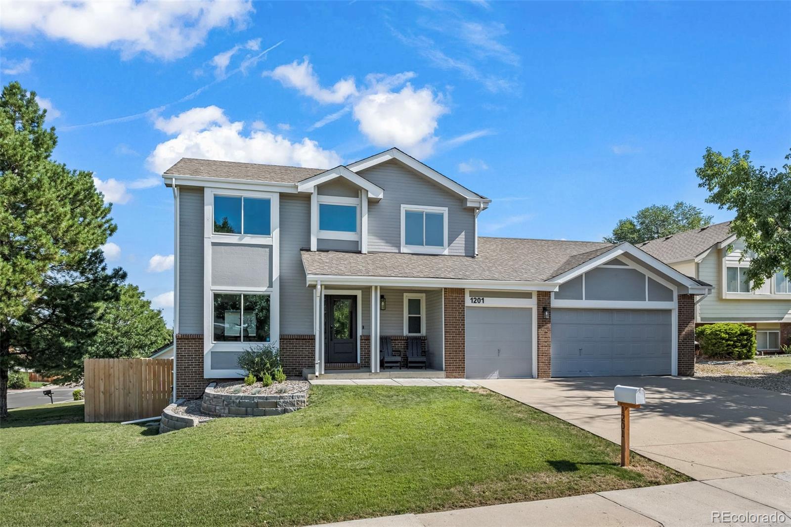 1201 Stonehaven Avenue