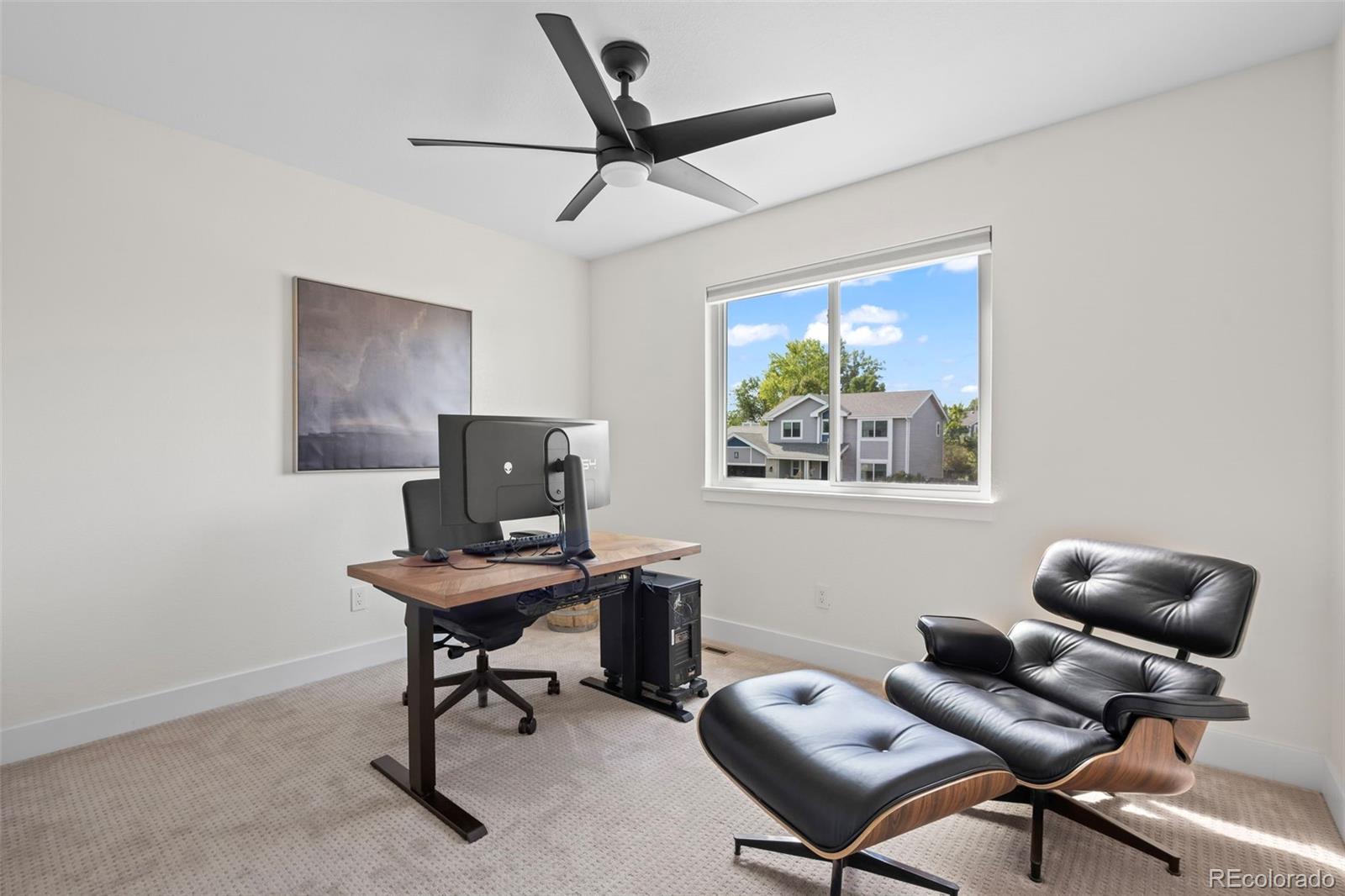 1201 Stonehaven Avenue