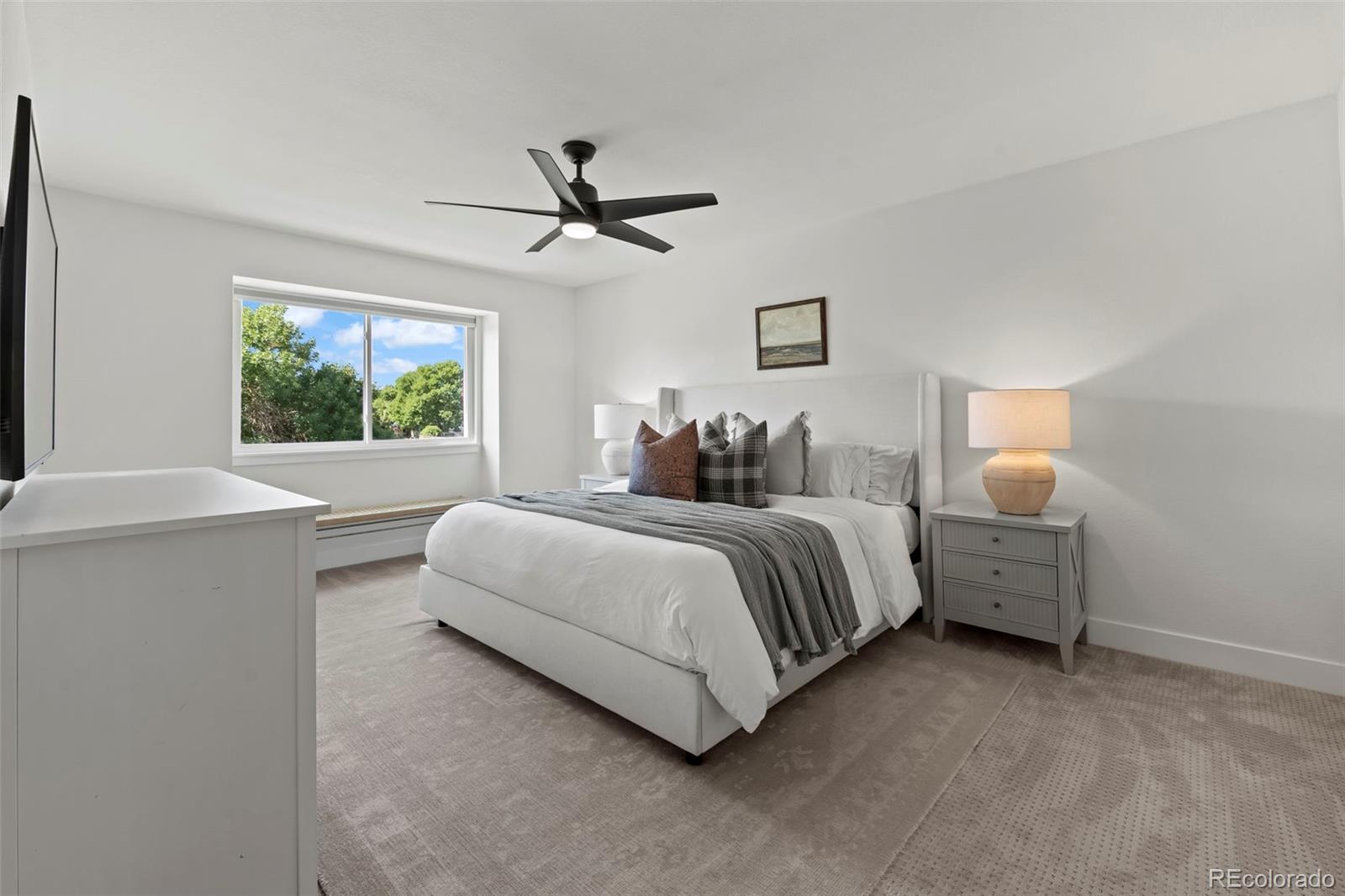 1201 Stonehaven Avenue