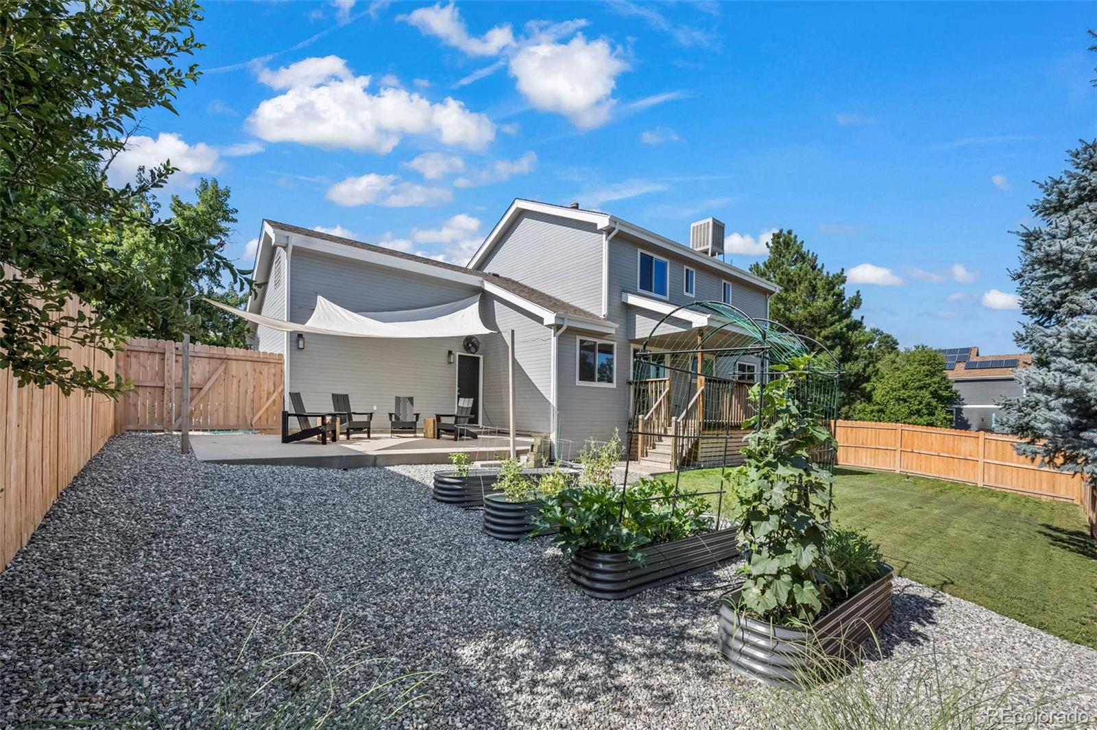 1201 Stonehaven Avenue