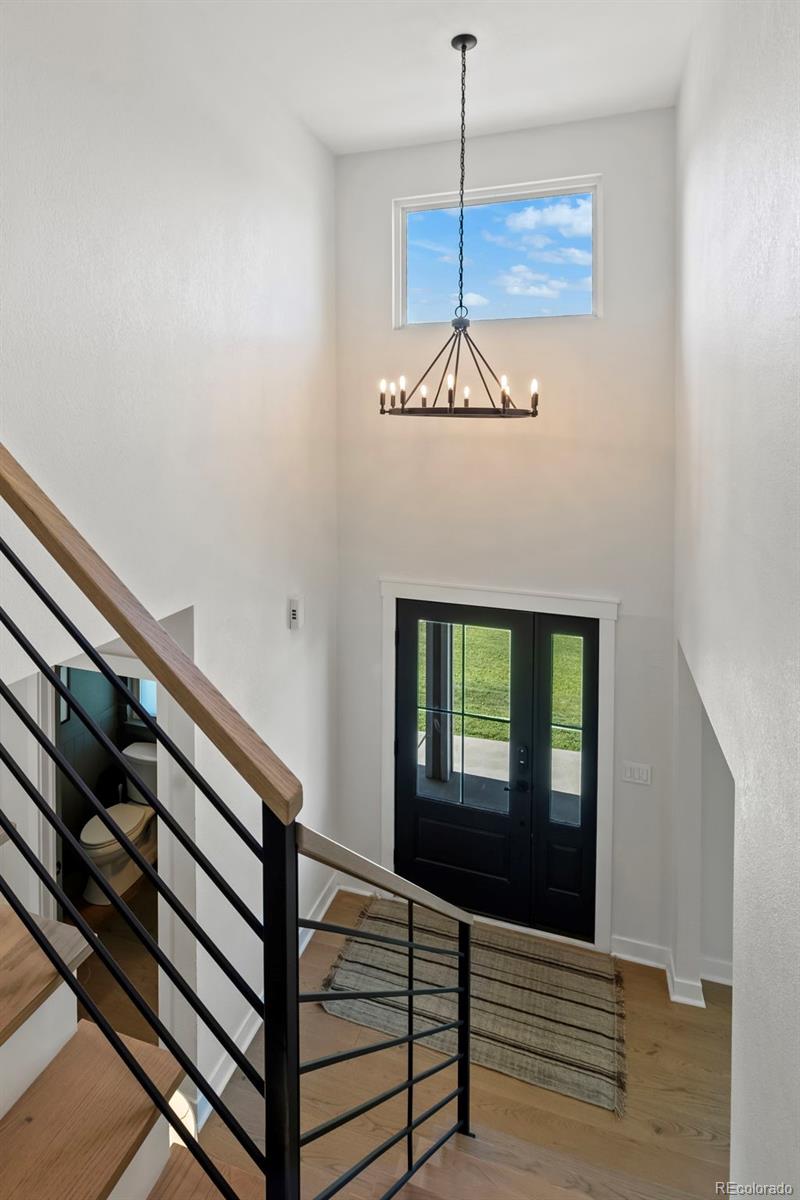 1201 Stonehaven Avenue