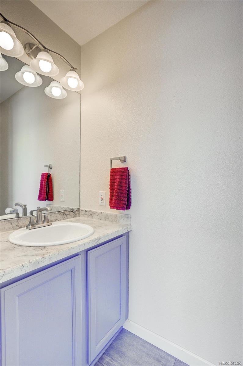 12242 N Ivanhoe Circle