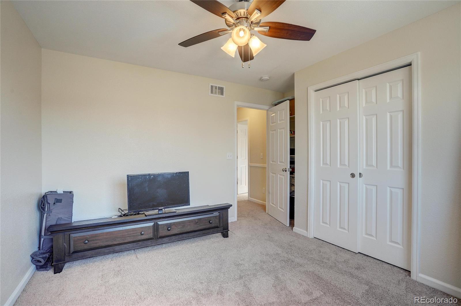 12242 N Ivanhoe Circle