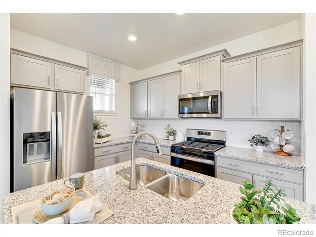 958 Hoptree Court