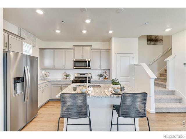 958 Hoptree Court