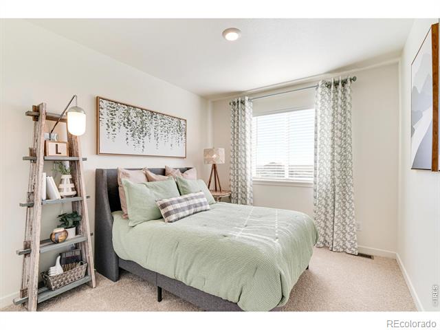 958 Hoptree Court