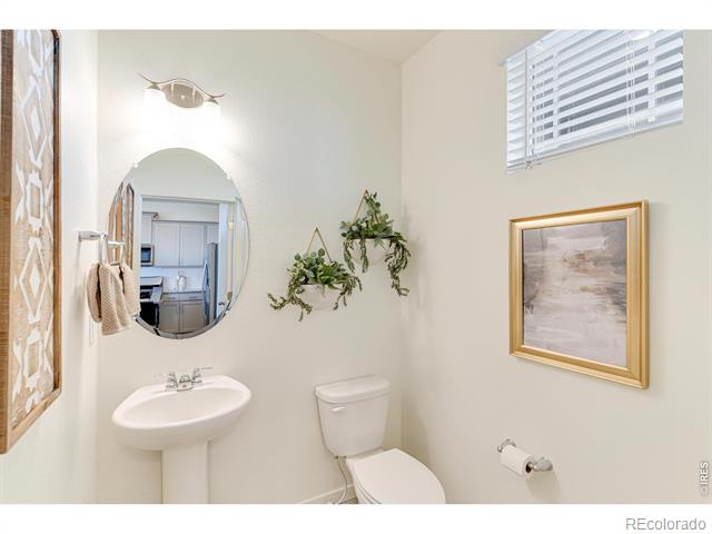 958 Hoptree Court