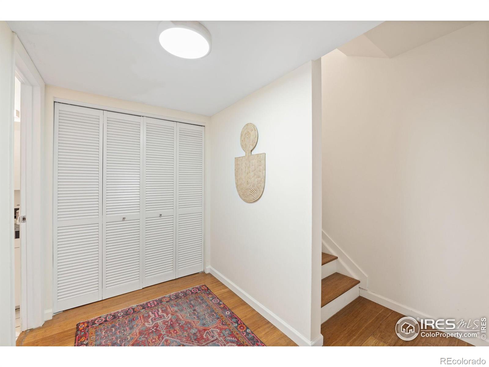 5411 White Place