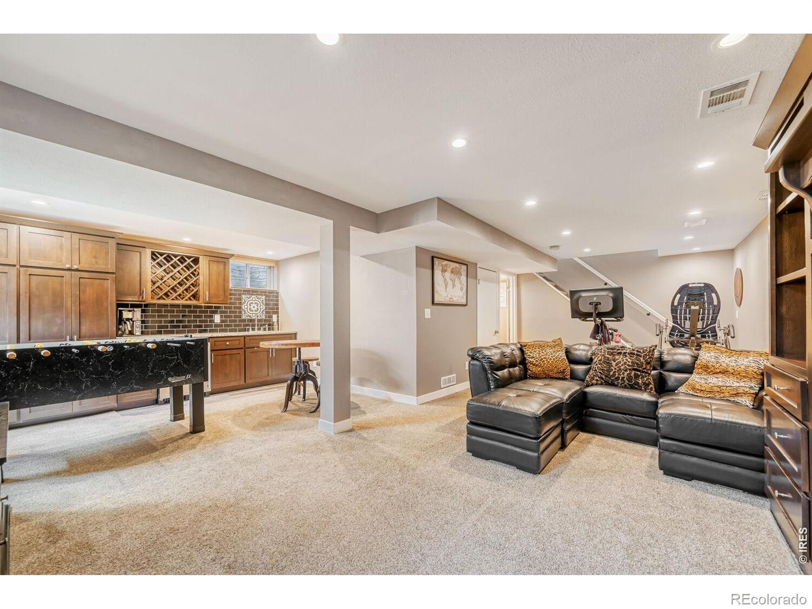 1617 Ithaca Court
