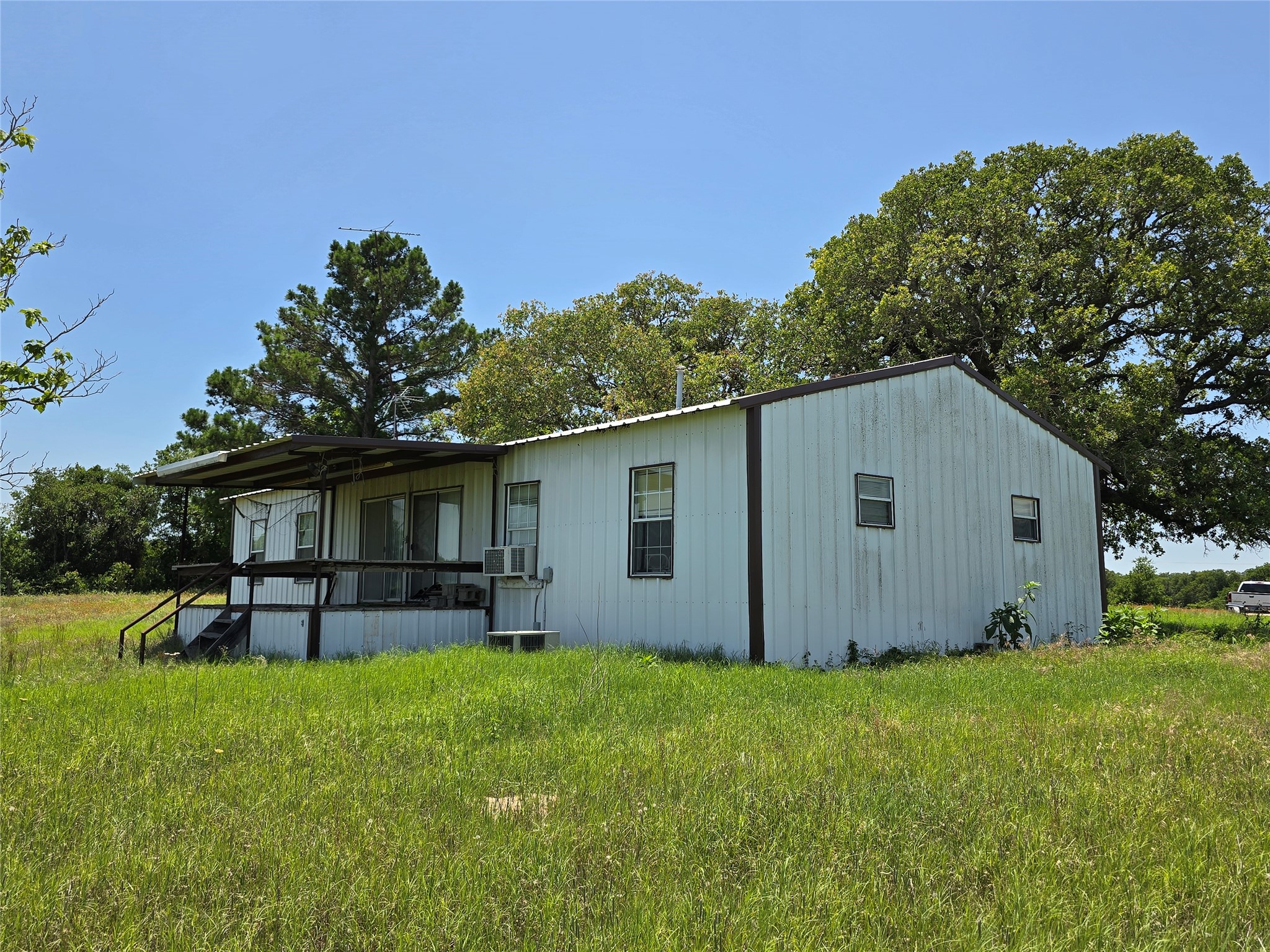 1750 County Road 173