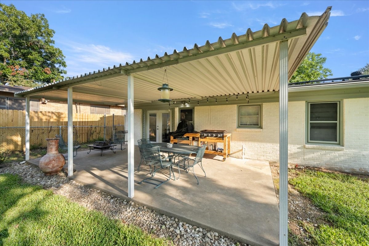6216 Brentwood Drive