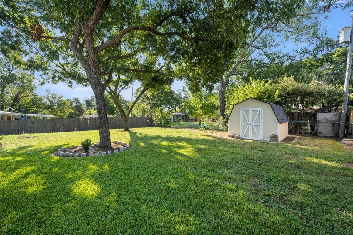 6216 Brentwood Drive