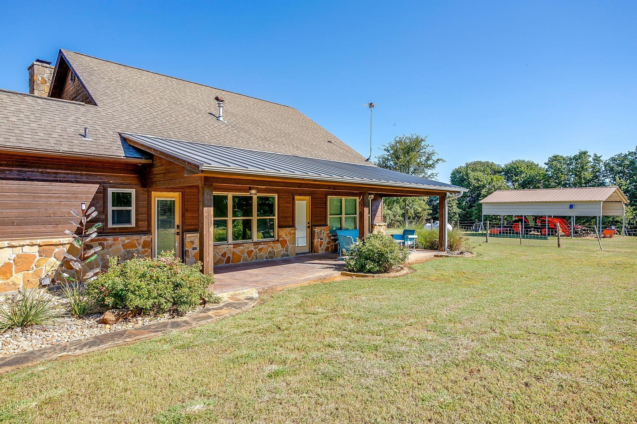 8685 County Road 180