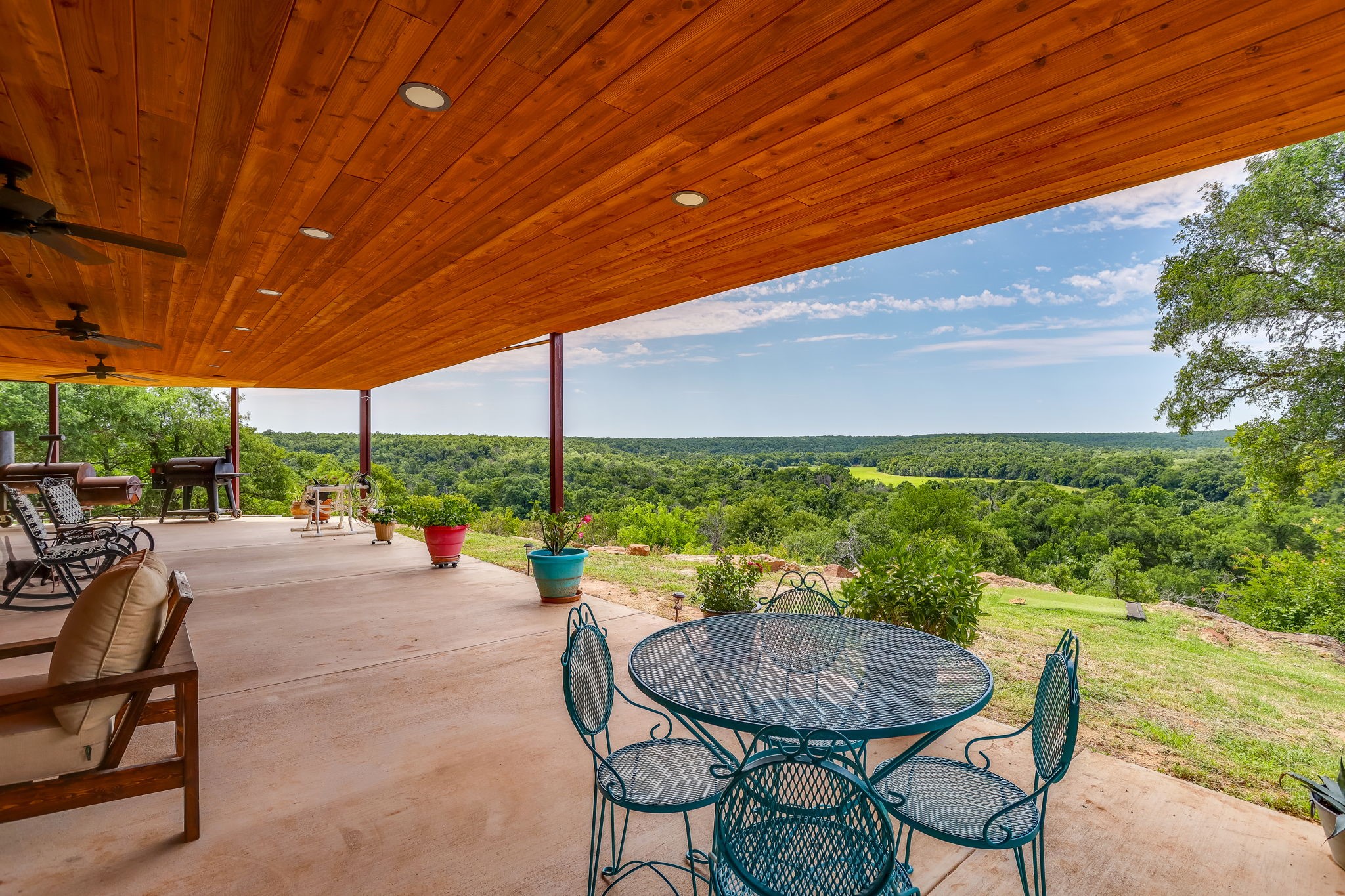Saddle Ridge Ranch