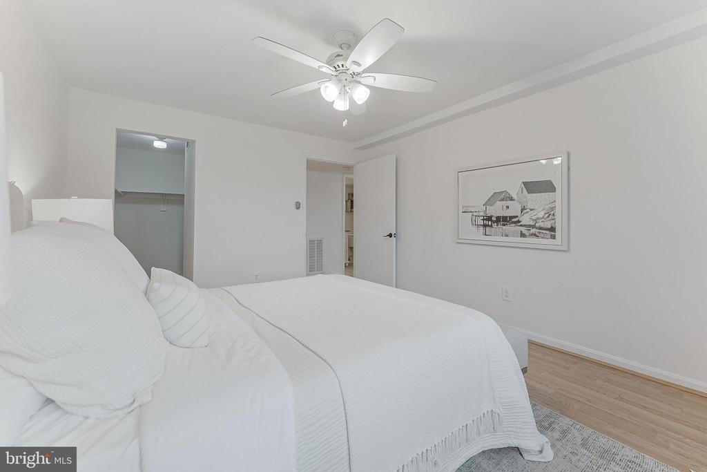 3460 SUMMIT COURT NE Unit: 3460