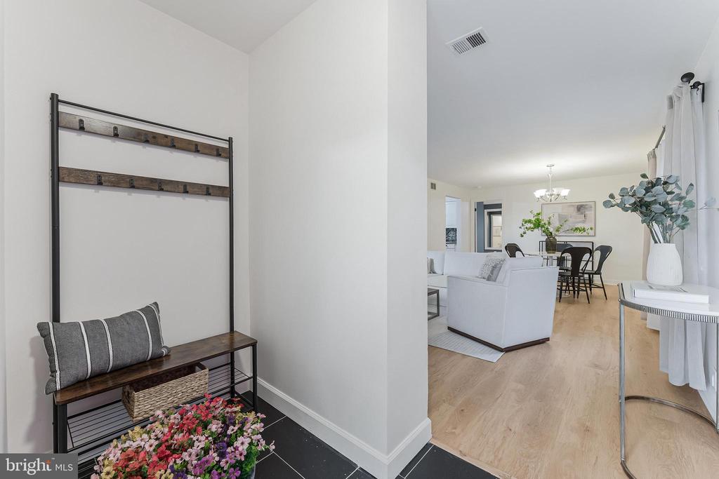 3460 SUMMIT COURT NE Unit: 3460