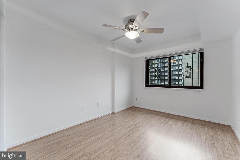 3460 SUMMIT COURT NE Unit: 3460