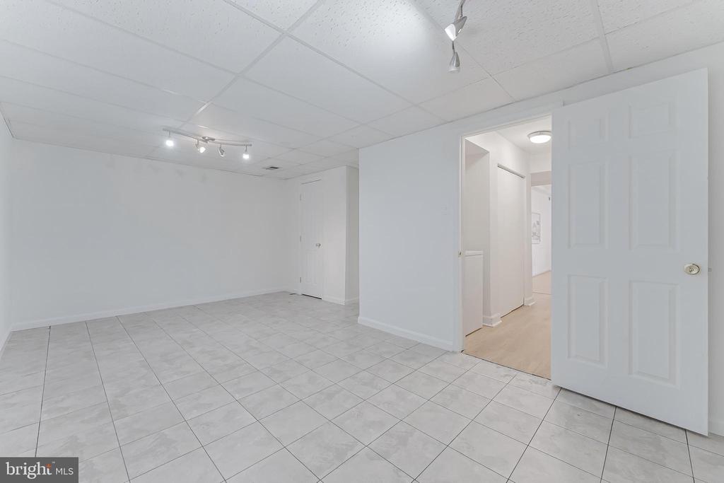 3460 SUMMIT COURT NE Unit: 3460
