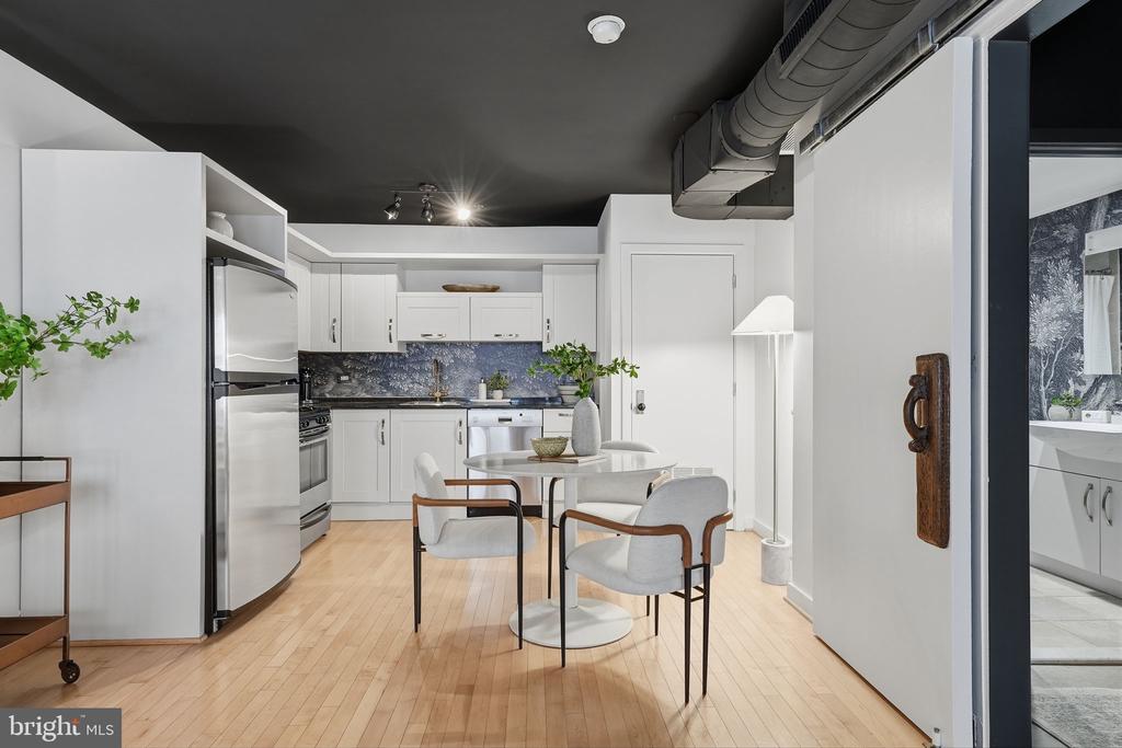 1401 CHURCH STREET NW Unit: 120
