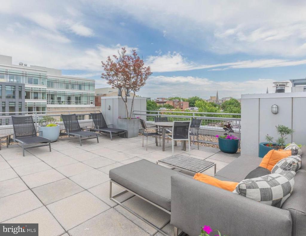 1401 CHURCH STREET NW Unit: 120