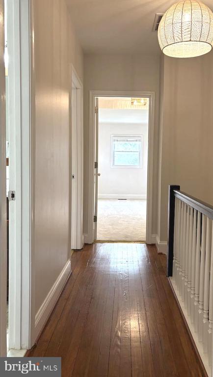 2429 3RD STREET NE