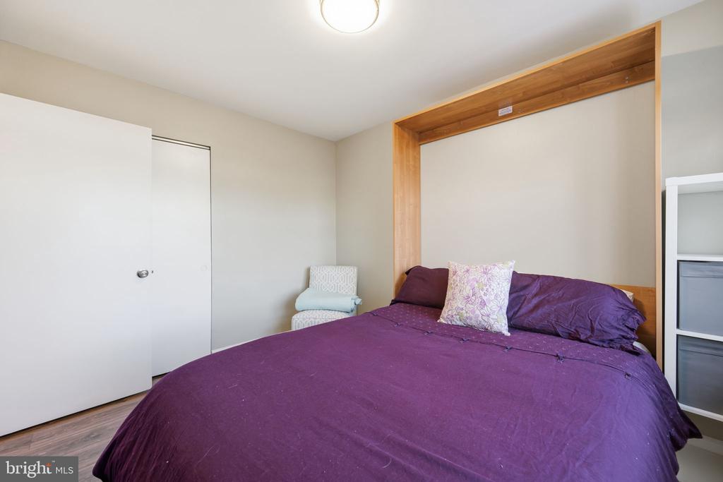 4608-B 28TH ROAD S Unit: UNIT #B