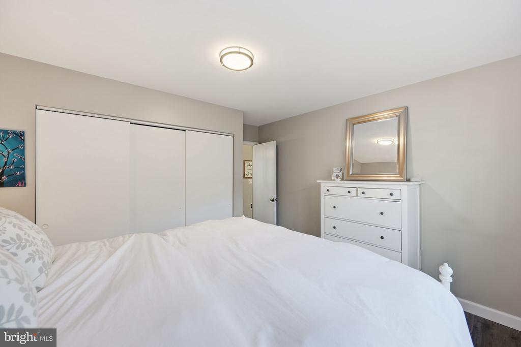 4608-B 28TH ROAD S Unit: UNIT #B