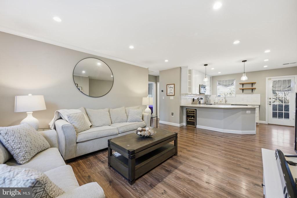 4608-B 28TH ROAD S Unit: UNIT #B