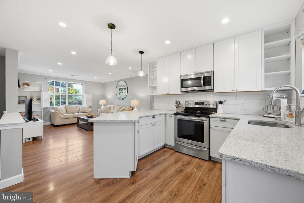 4608-B 28TH ROAD S Unit: UNIT #B