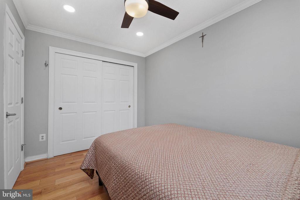 1138 S WASHINGTON STREET Unit: 103