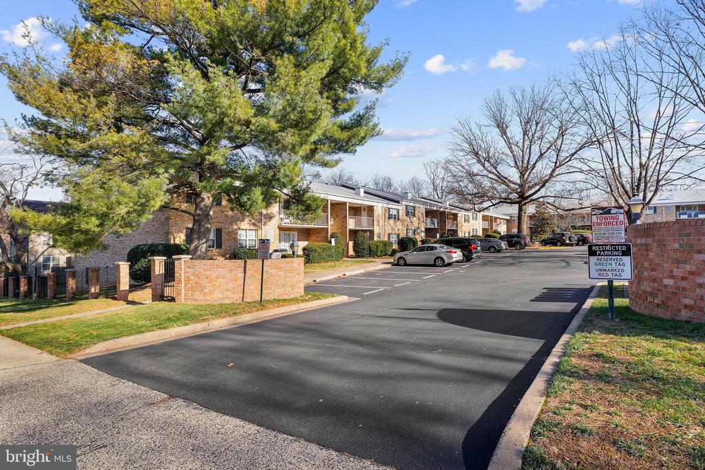 1138 S WASHINGTON STREET Unit: 103