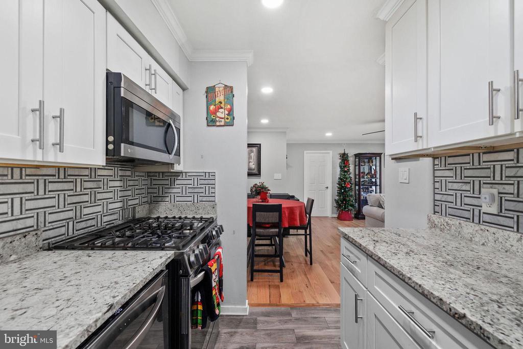 1138 S WASHINGTON STREET Unit: 103