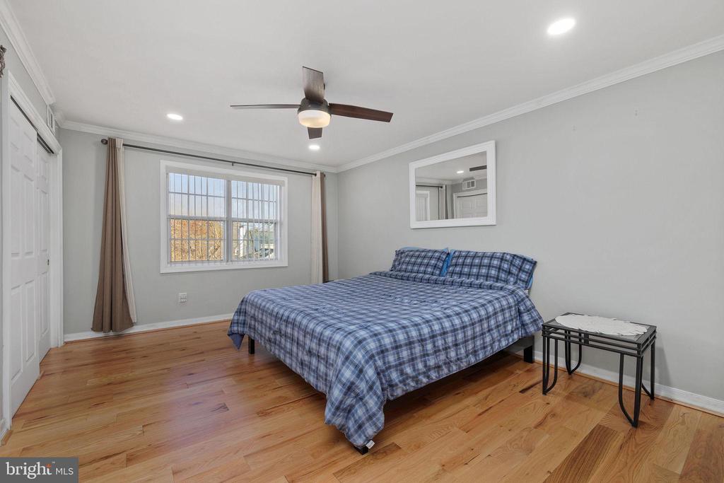 1138 S WASHINGTON STREET Unit: 103